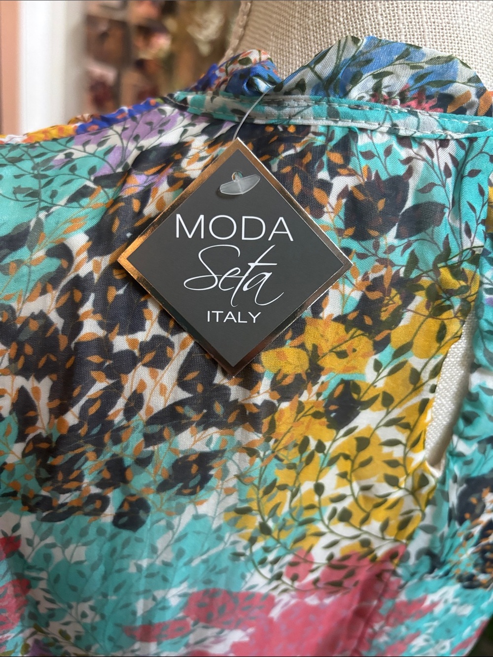 Moda Seta Italy sleeveless blouse colorful abstract floral top made in Italy M - Picture 4 of 12